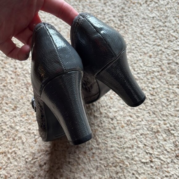 Aerosoles Elegant Gray Mary Jane Heels size 10 - Picture 5 of 7